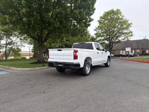 Summit White 2026 Chevrolet Silverado 1500 WT