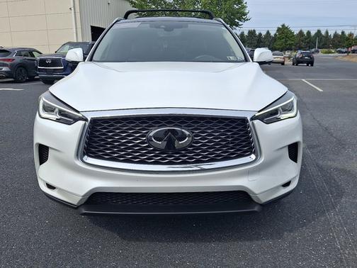 2023 INFINITI QX50 LUXE
