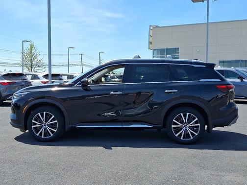 2025 INFINITI QX60 SENSORY