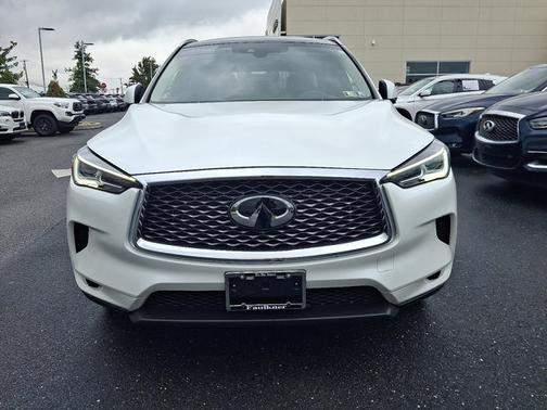 2024 INFINITI QX50 LUXE