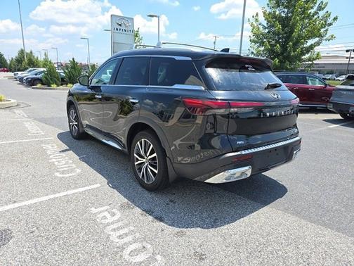 2022 INFINITI QX60 SENSORY