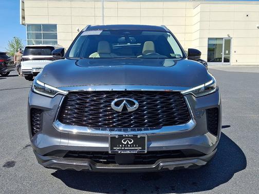 2022 INFINITI QX60 LUXE
