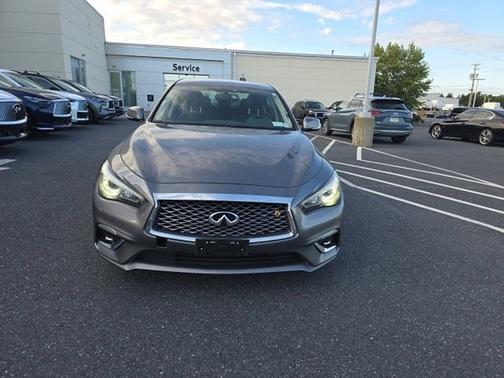 2022 INFINITI Q50 LUXE
