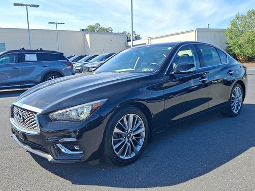 2022 INFINITI Q50 LUXE