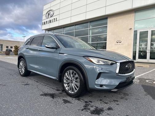 2023 INFINITI QX50 LUXE
