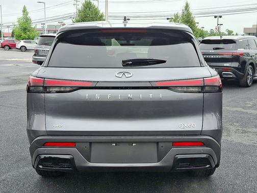 2024 INFINITI QX60 PURE