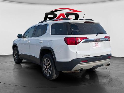 2018 GMC Acadia SLE-2