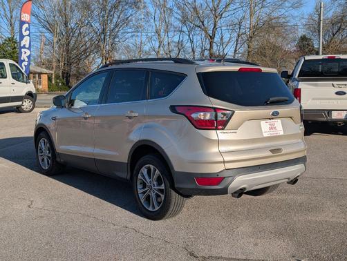 BEIGE 2017 Ford Escape SE