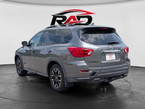 Gun Metallic 2020 Nissan Pathfinder SV 2WD