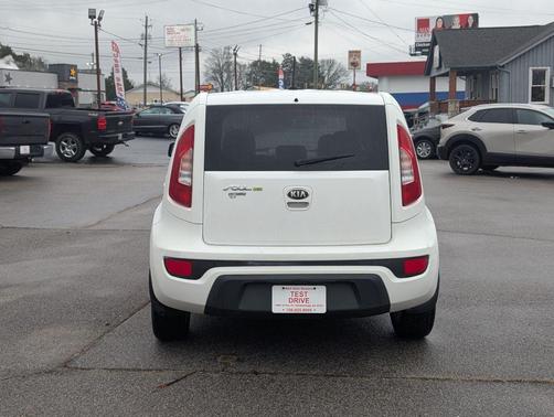2013 Kia Soul +
