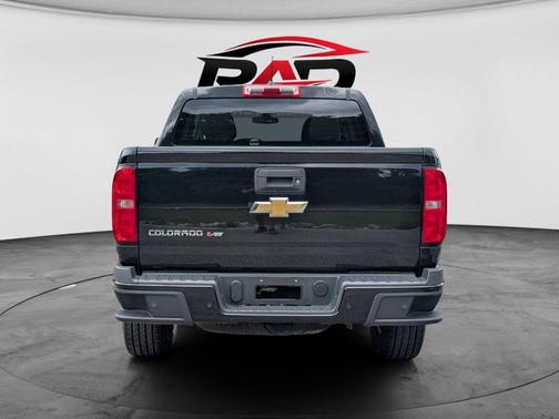 Blac 2019 Chevrolet Colorado WT
