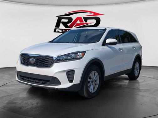 Snow White Pearl 2019 Kia Sorento LX