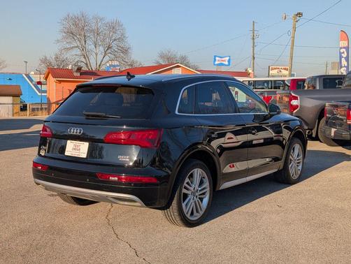 2018 Audi Q5 2.0T Prestige