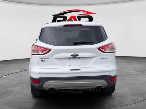 White Platinum Metallic Tri-Coat 2015 Ford Escape SE