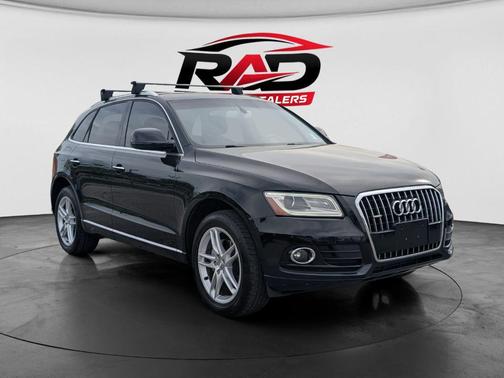 BLACK 2016 Audi Q5 2.0T Premium Plus