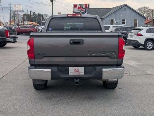 2016 Toyota Tundra SR5