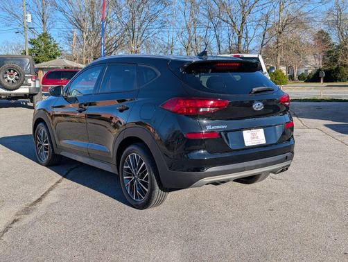 2019 Hyundai TUCSON SE