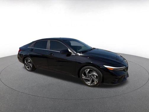 Abyss Black 2025 Hyundai ELANTRA SEL
