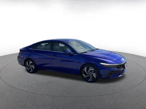 2025 Hyundai ELANTRA HEV Limited