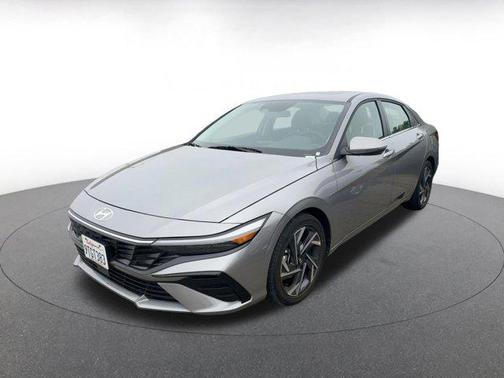 2025 Hyundai ELANTRA HEV Limited