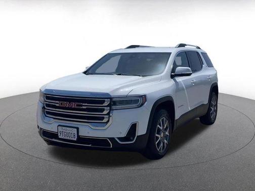 2023 GMC Acadia AWD SLT