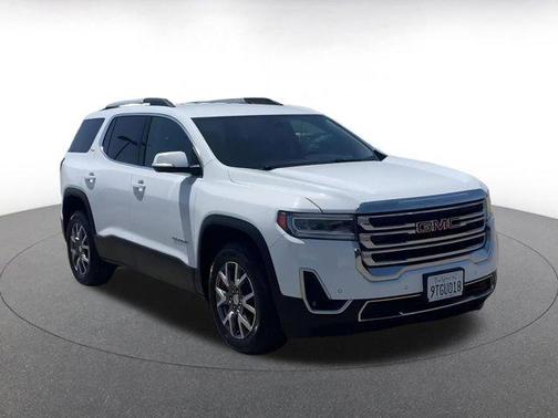2023 GMC Acadia AWD SLT