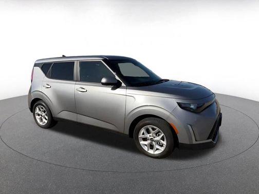 Steel Gray 2025 Kia Soul LX