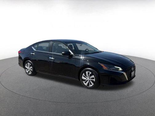 2024 Nissan Altima S FWD