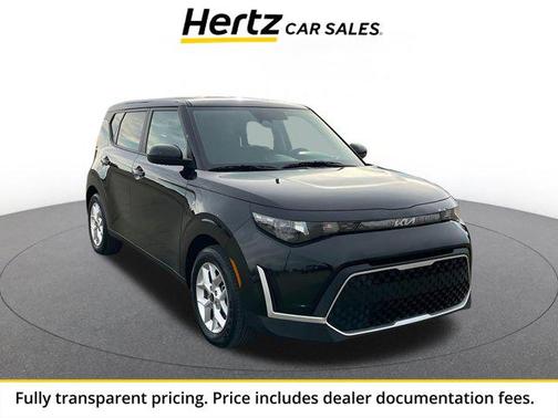Fusion Black 2025 Kia Soul LX