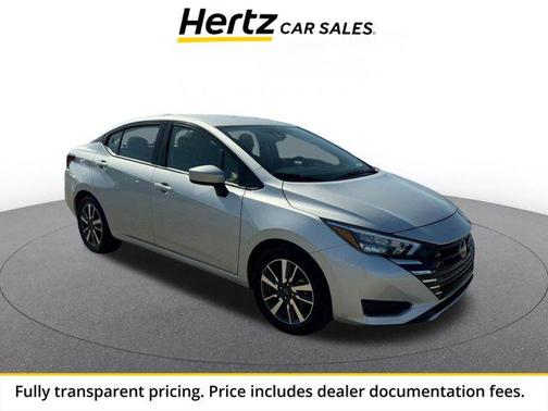 Brilliant Silver Metallic 2025 Nissan Versa 1.6 SV