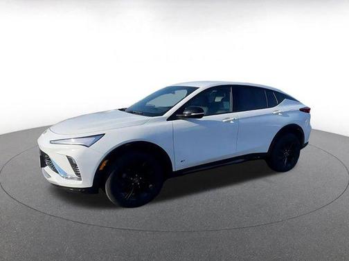 Summit White 2025 Buick Envista Sport Touring FWD