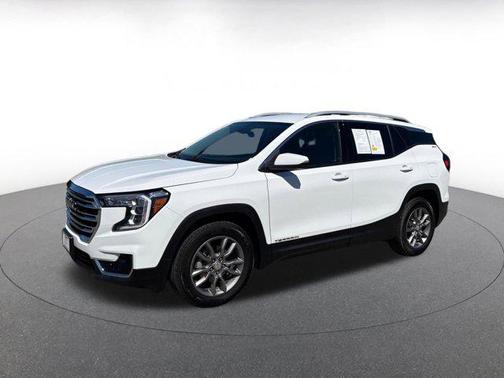 Summit White 2024 GMC Terrain SLT