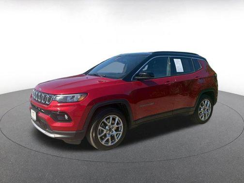 Red Hot Pearlcoat 2025 Jeep Compass Limited
