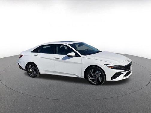 2025 Hyundai ELANTRA HEV Limited