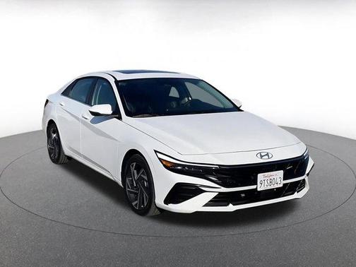 2025 Hyundai ELANTRA HEV Limited