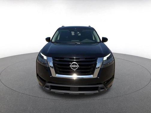 Super Black 2025 Nissan Pathfinder SV 4WD