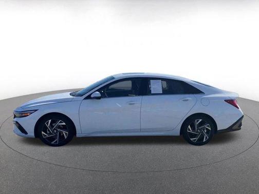 2025 Hyundai ELANTRA HEV Limited