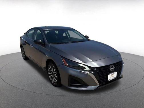 Gun Metallic 2024 Nissan Altima 2.5 SV