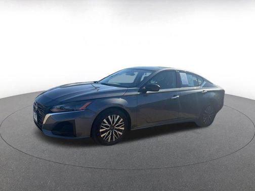 Gun Metallic 2024 Nissan Altima 2.5 SV