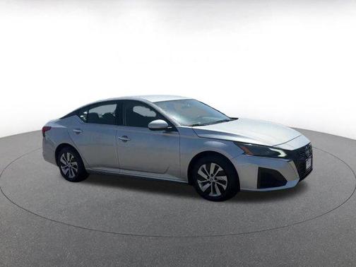 2023 Nissan Altima S FWD