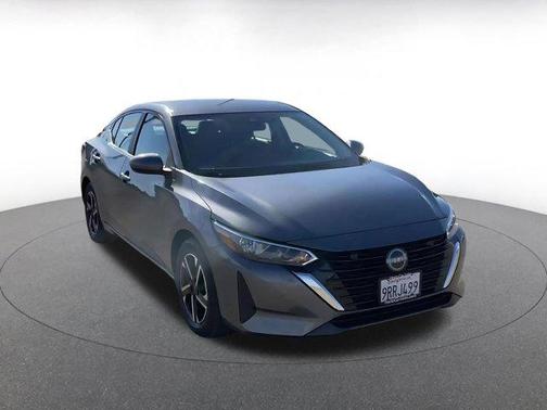 Gun Metallic 2025 Nissan Sentra SV
