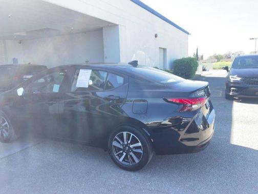 2025 Nissan Versa 1.6 SV