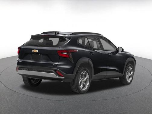 Mosaic Black Metallic 2025 Chevrolet Trax LT