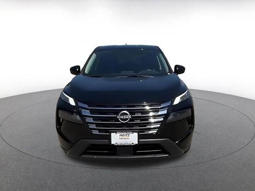 Super Black 2025 Nissan Rogue SV
