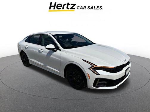 Snow White Pearl 2025 Kia K5 LXS