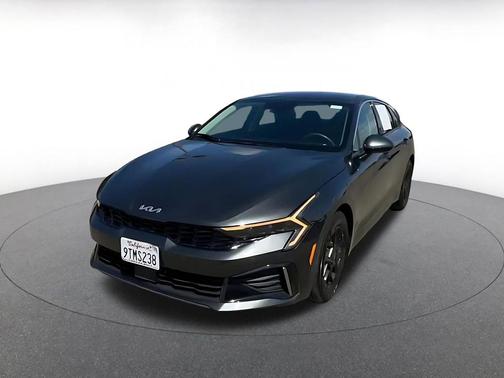 Interstellar Gray 2025 Kia K5 LXS
