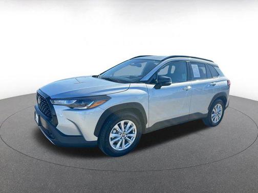 2025 Toyota Corolla Cross LE