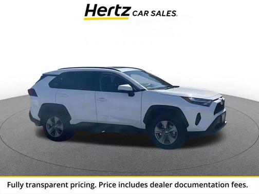 Ice Cap 2025 Toyota RAV4 XLE