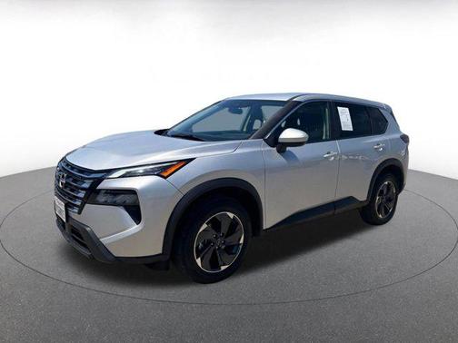 Brilliant Silver Metallic 2025 Nissan Rogue SV