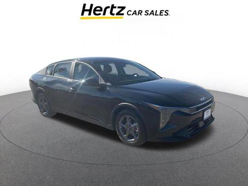 Aurora Black Pearl 2025 Kia K4 LXS